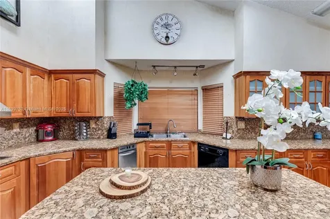 400 NW 128th Avenue Miami FL 33182