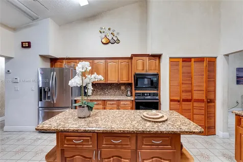 400 NW 128th Avenue Miami FL 33182