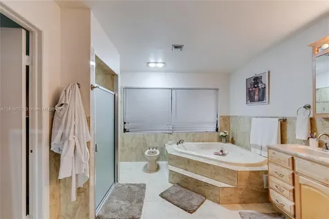 400 NW 128th Avenue Miami FL 33182