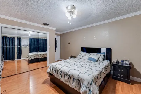 400 NW 128th Avenue Miami FL 33182