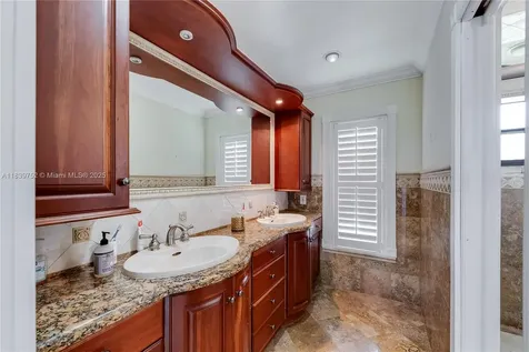 400 NW 128th Avenue Miami FL 33182