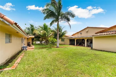 400 NW 128th Avenue Miami FL 33182