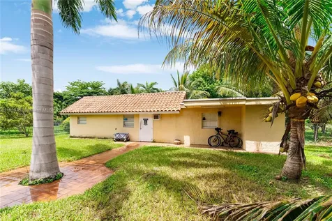 400 NW 128th Avenue Miami FL 33182