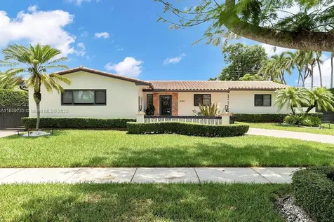 9031 SW 66th Terrace Miami FL 33173