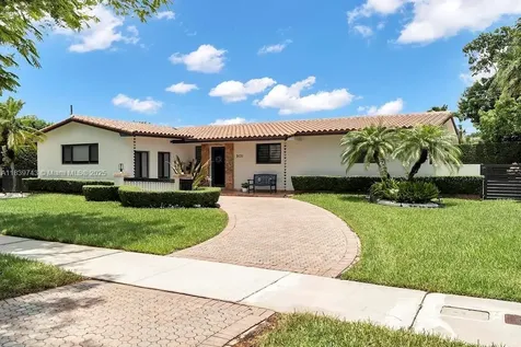 9031 SW 66th Terrace Miami FL 33173