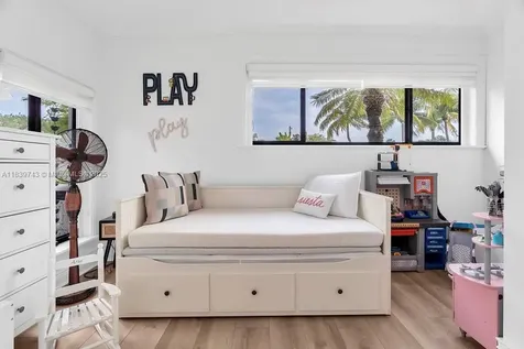 9031 SW 66th Terrace Miami FL 33173