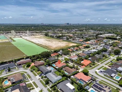 9031 SW 66th Terrace Miami FL 33173