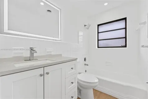 885 Azalea Court Plantation FL 33317