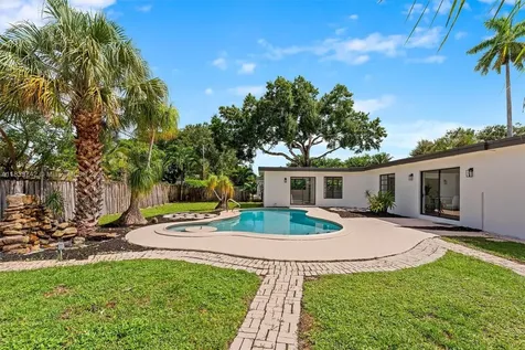 885 Azalea Court Plantation FL 33317
