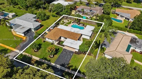 885 Azalea Court Plantation FL 33317