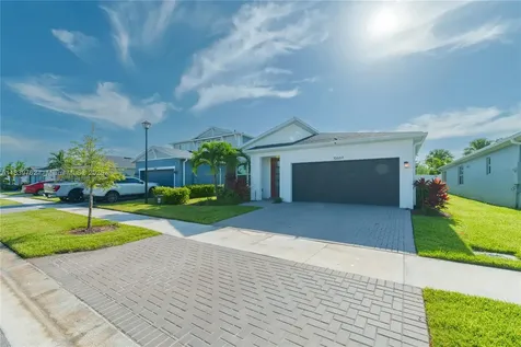 10669 SW Gloriana Street Port St. Lucie FL 34987