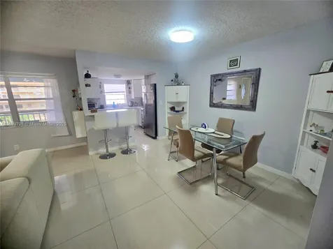 5300 Washington Street Hollywood FL 33021