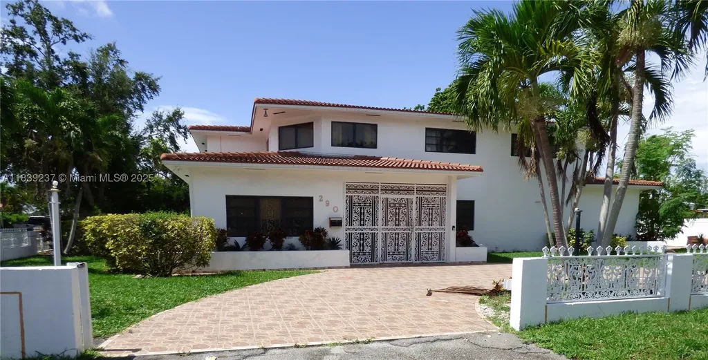 290 NE 108th Street Miami FL 33161