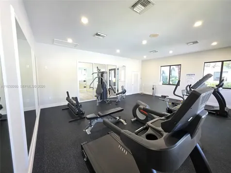 2620 S University Drive Davie FL 33328