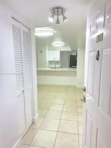 2620 S University Drive Davie FL 33328