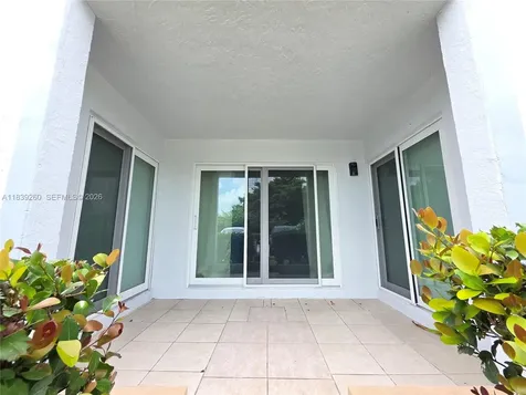 2620 S University Drive Davie FL 33328
