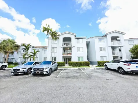 2620 S University Drive Davie FL 33328