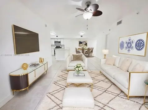 2620 S University Drive Davie FL 33328