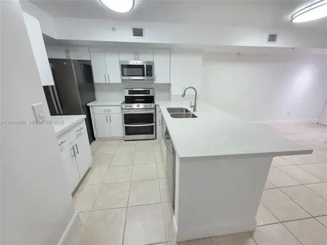 2620 S University Drive Davie FL 33328