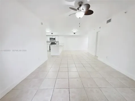 2620 S University Drive Davie FL 33328