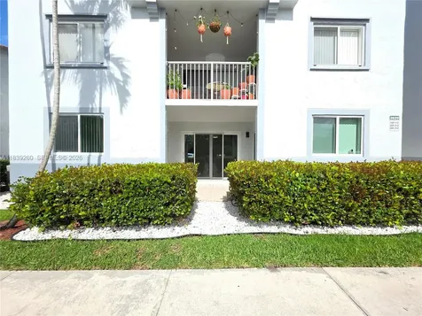 2620 S University Drive Davie FL 33328