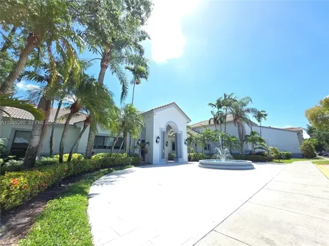 2620 S University Drive Davie FL 33328