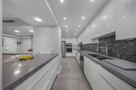 9801 Collins Avenue Bal Harbour FL 33154