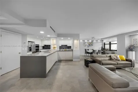 9801 Collins Avenue Bal Harbour FL 33154