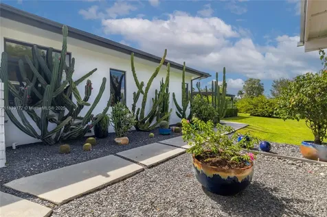 21059 SW 238th Street Homestead FL 33031