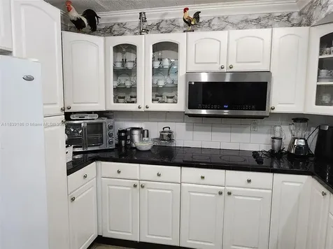 2750 NE 183rd Street Aventura FL 33160
