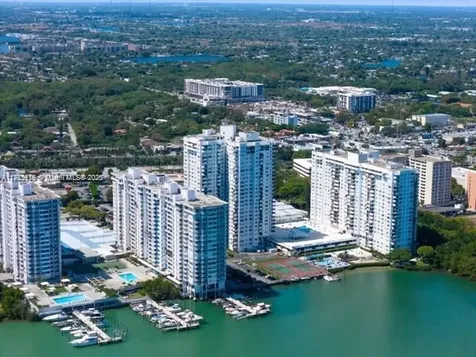 2750 NE 183rd Street Aventura FL 33160