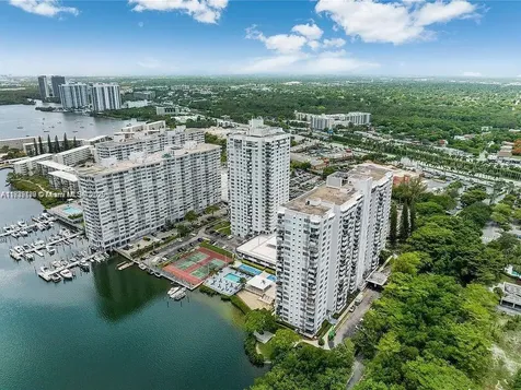 2750 NE 183rd Street Aventura FL 33160