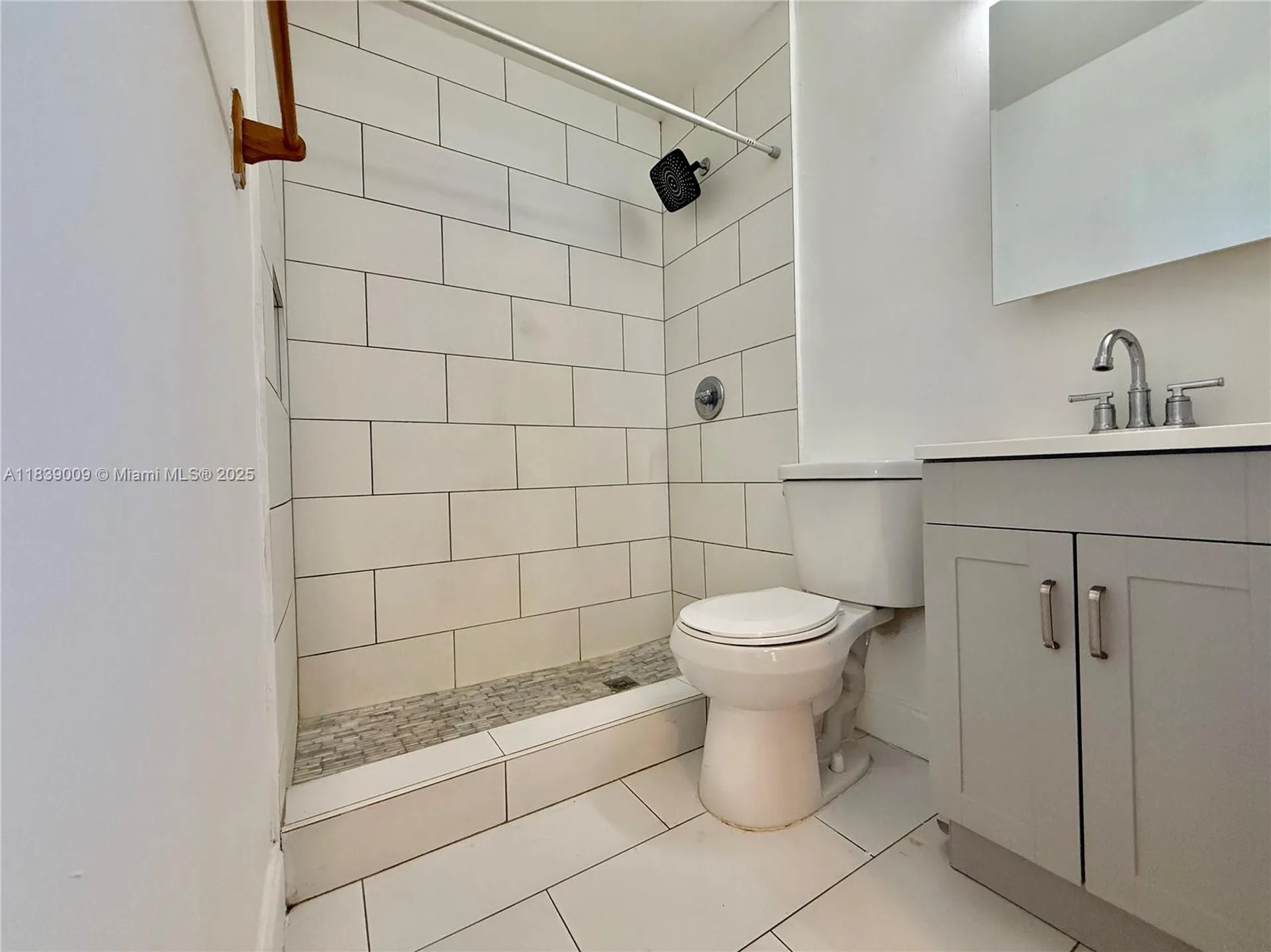 2406 N 28th Avenue Hollywood FL 33020