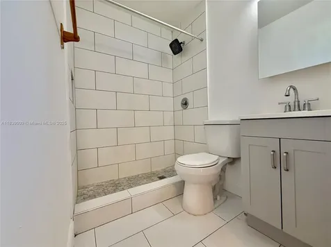 2406 N 28th Avenue Hollywood FL 33020