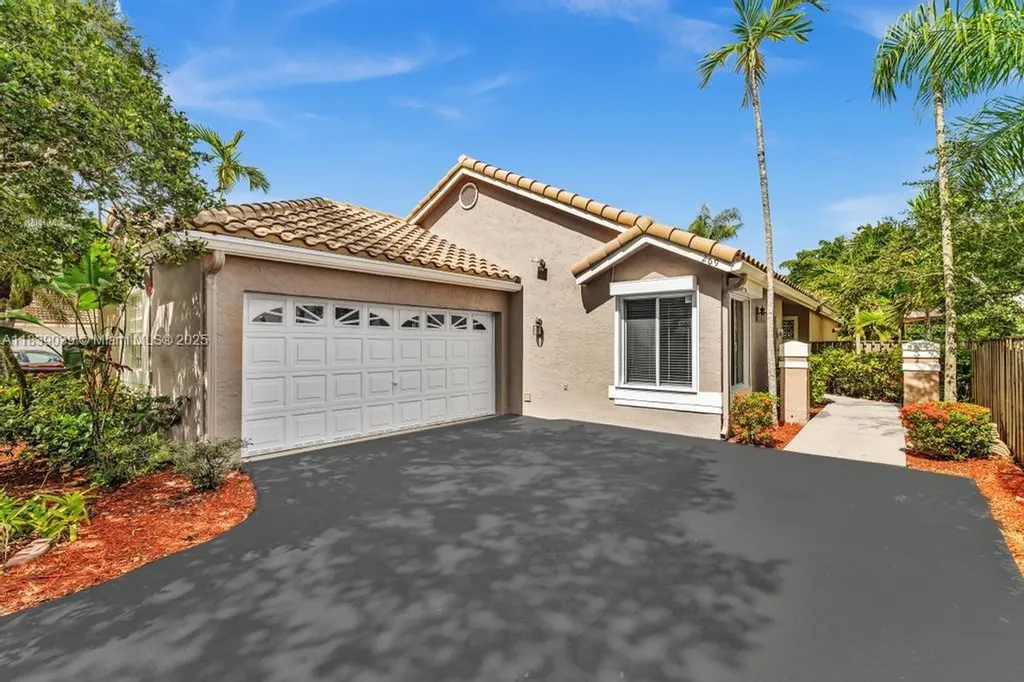 269 NW 101st Avenue Plantation FL 33324
