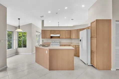 269 NW 101st Avenue Plantation FL 33324