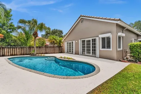 269 NW 101st Avenue Plantation FL 33324