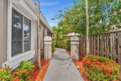 269 NW 101st Avenue Plantation FL 33324