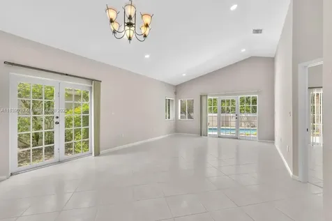 269 NW 101st Avenue Plantation FL 33324