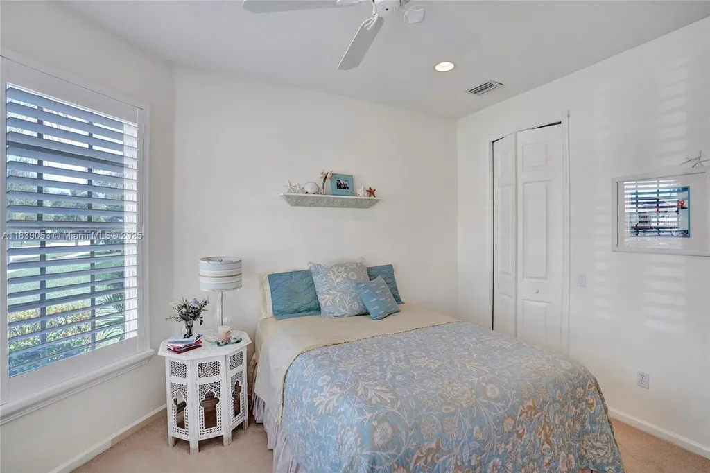 13648 Venice Beach Point Delray Beach FL 33446