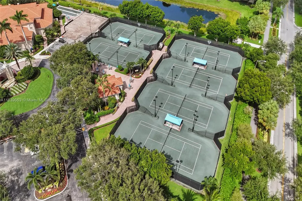 13648 Venice Beach Point Delray Beach FL 33446