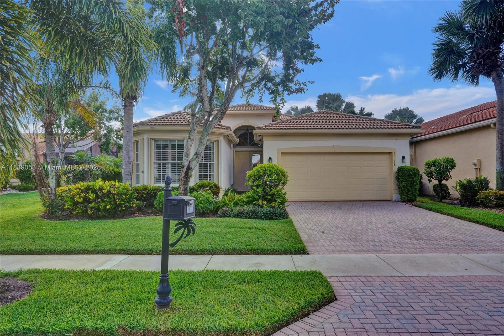 13648 Venice Beach Point Delray Beach FL 33446