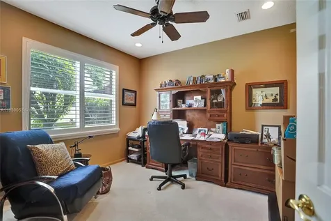 13648 Venice Beach Point Delray Beach FL 33446