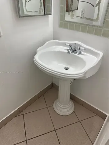 15481 SW 81st Circle Lane Miami FL 33193