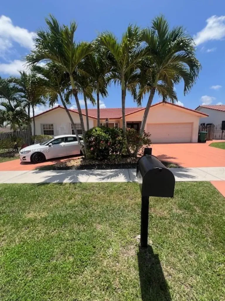 13930 SW 16th Terrace Miami FL 33175