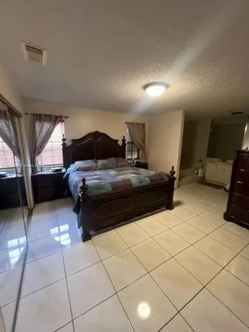 13930 SW 16th Terrace Miami FL 33175