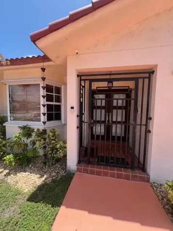 13930 SW 16th Terrace Miami FL 33175