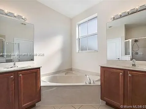 991 NE 30th Avenue Homestead FL 33033