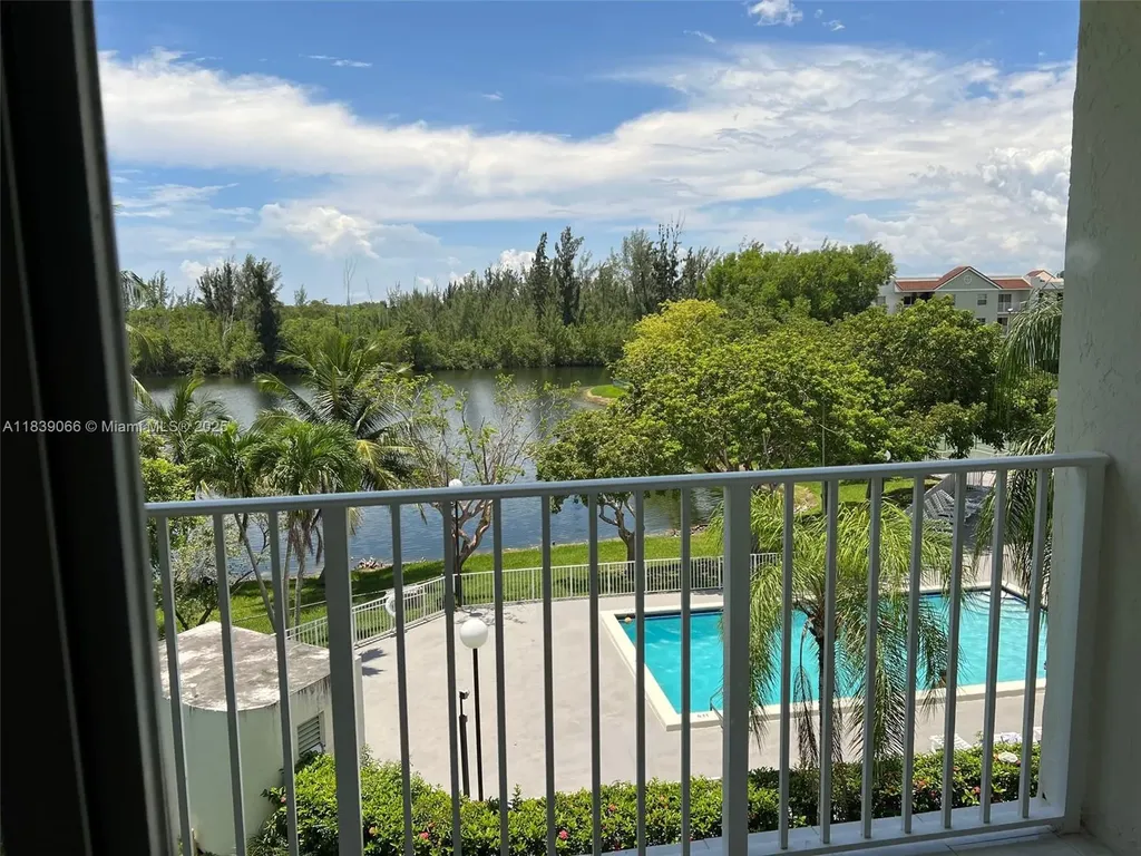 8200 SW 210th Street Cutler Bay FL 33189