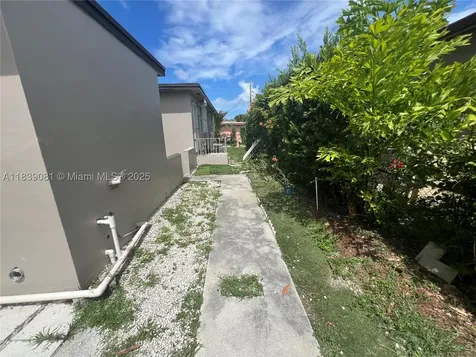 1190 NW 135th Street North Miami FL 33168